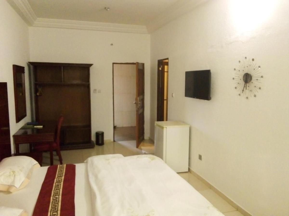 פורטו-נובו Hotel Freedom Palace מראה חיצוני תמונה