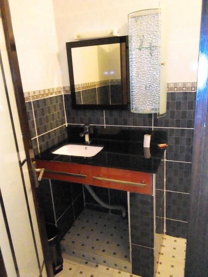 פורטו-נובו Hotel Freedom Palace מראה חיצוני תמונה